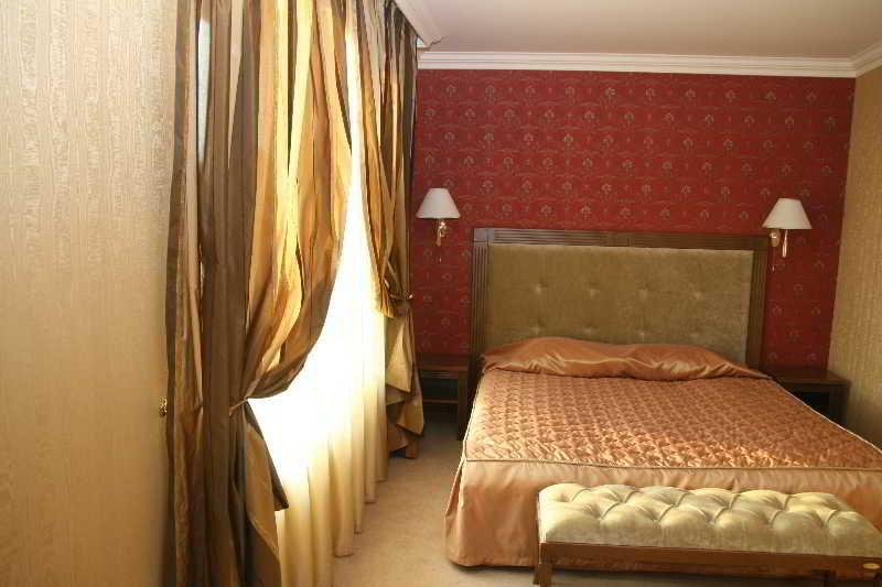 Hotel Club Central Hisarya Habitación foto